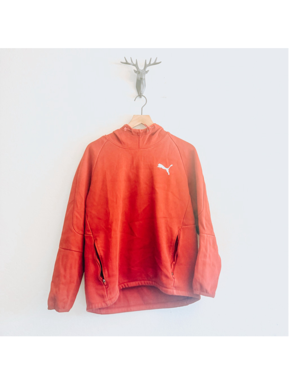 Menโs Puma Red Hoodie Sweatshirt Size Large